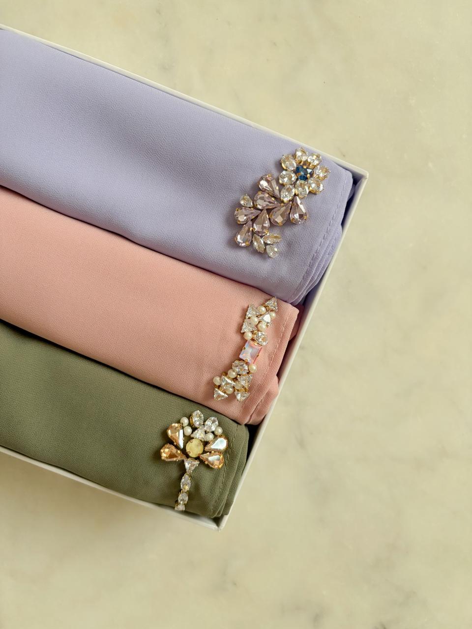 Boxes Hijab – 3 Châles à Composer